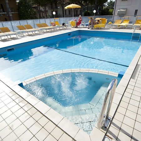 Hotel Giunchi Cervia Eksteriør bilde