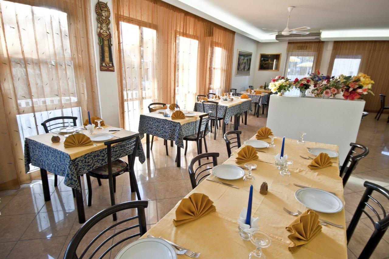 Hotel Giunchi Cervia Eksteriør bilde